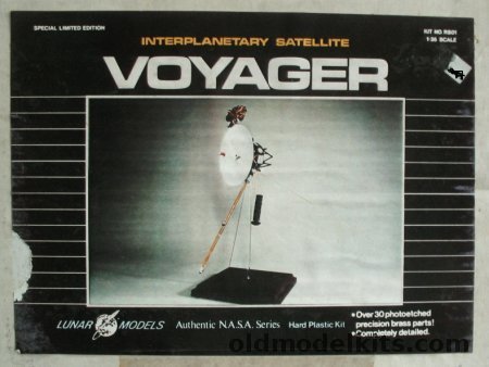 Lunar Models 1/35 Interplanetary Satellite Voyager I, RS01 plastic model kit